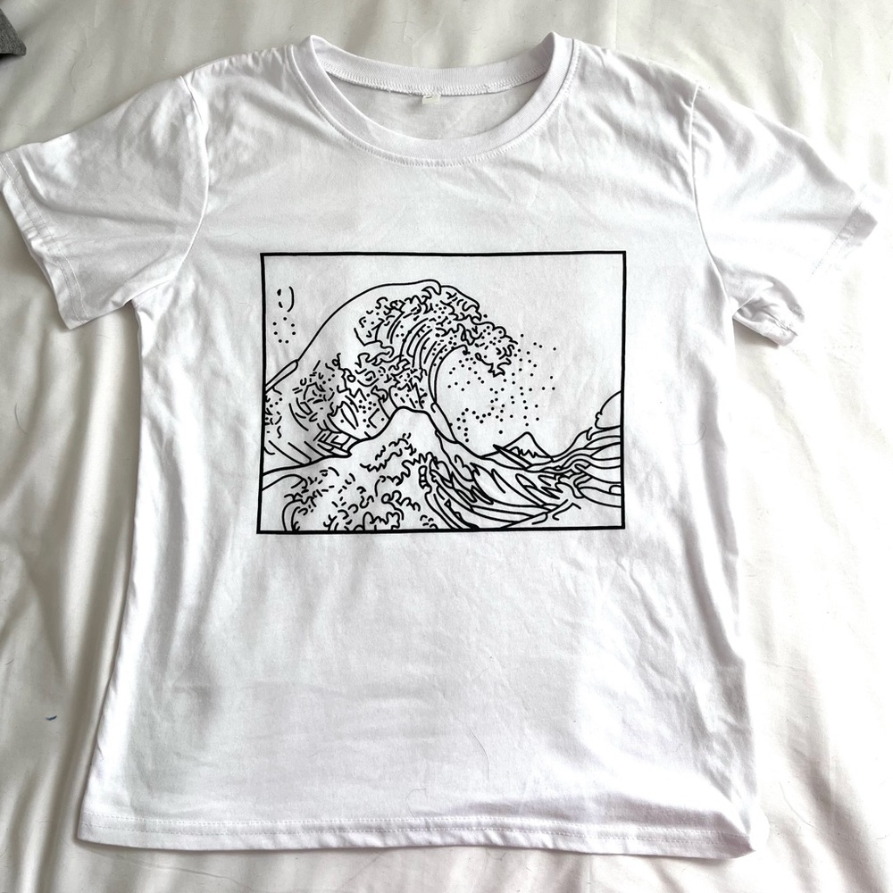 Wave asthetic Tee White T-shirt big wave Black and White